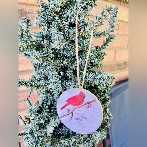 *Son Round Cardinal Ornament - Picture 7 of 12